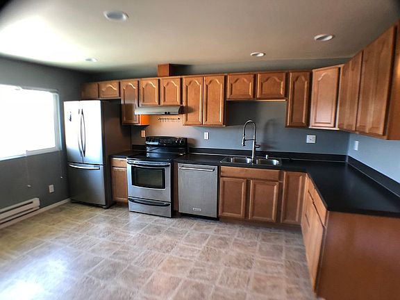 2nd image of 4124 W D St