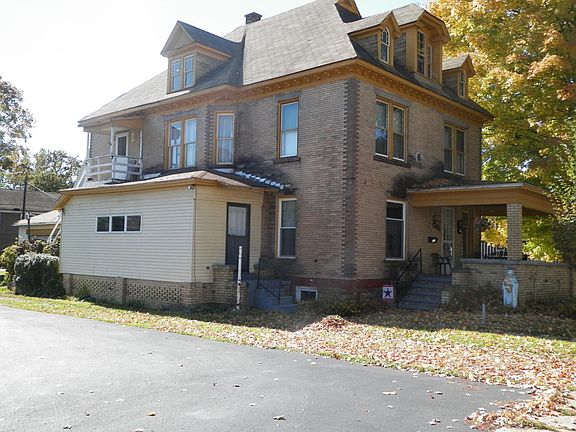 3rd image of 313 W Mahoning St