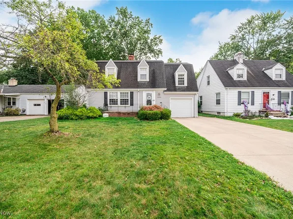 21503 Hillsdale Ave, Fairview Park, OH 44126