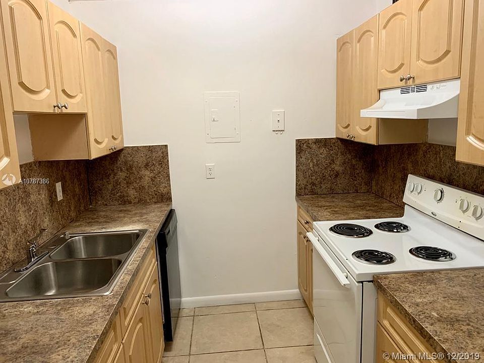 1st image of 13455 NE 10th Ave APT 209