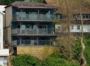 418 Marine Dr, Gibsons, BC V0N1V9