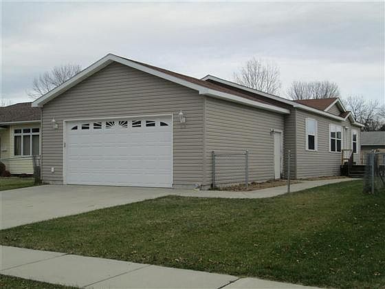 1st image of 1212 18th St N