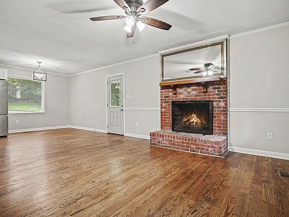 5th image of 5608 Alta Vista Ct