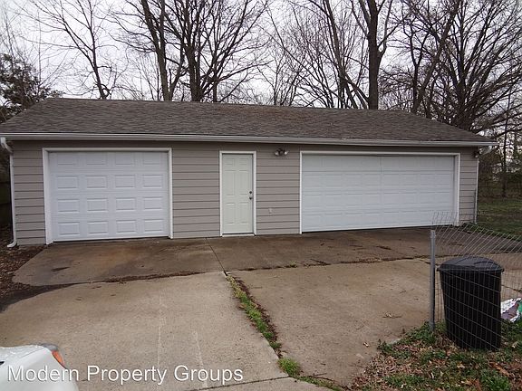 4th image of 208 Elliott Dr