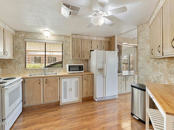 5th image of 25641 S ILLINOIS Avenue