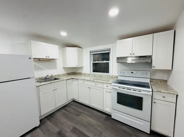 (undisclosed Address), West Babylon, NY 11704