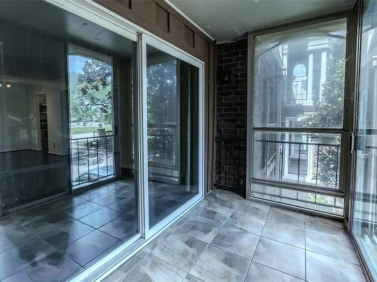 7575 Katy Fwy #103 — Photo 18