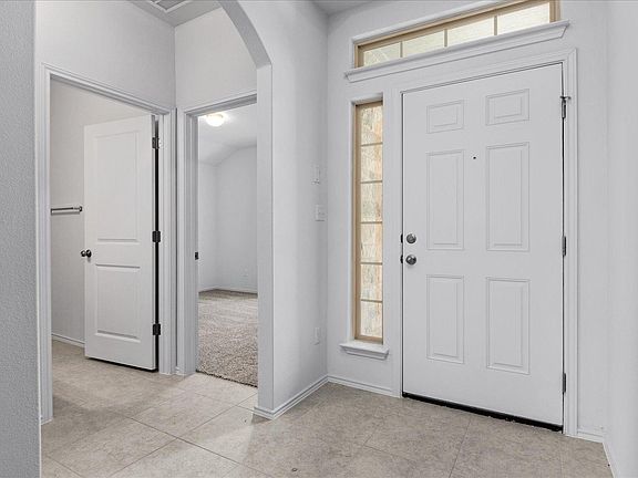 4th image of 353 Horsemint Way