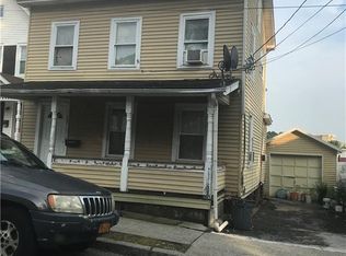 707 John St, Peekskill, NY 10566