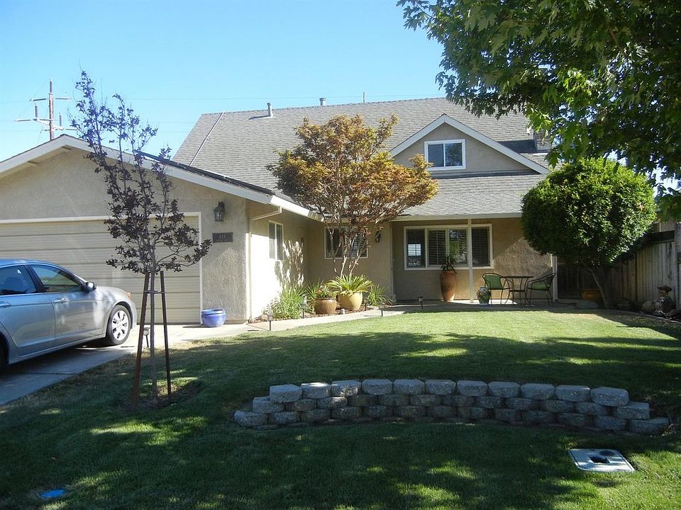 1st image of 444 Dolores Dr