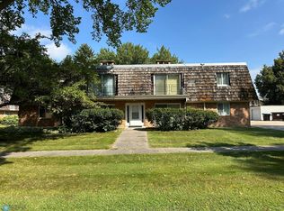 501 Forest Ave N APT E, Fargo, ND 58102