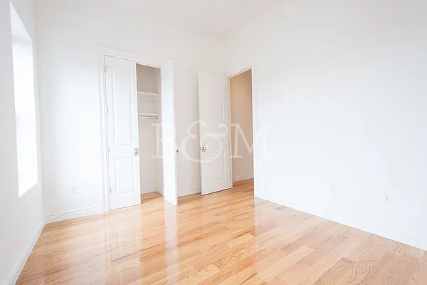 Rented by Brick&Mortar | media 48