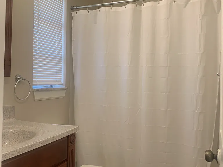 2070 Sherwood Ave #5 — Photo 8