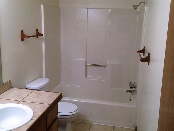 4th image of 336 Chalmette Dr APT D