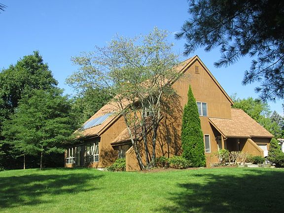 2nd image of 532 Church Hill Dr