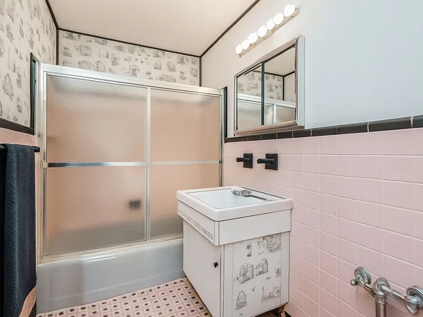 2711 Avenue X image 33 of 41