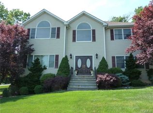 5 Farmor Ln, Carmel, NY 10512