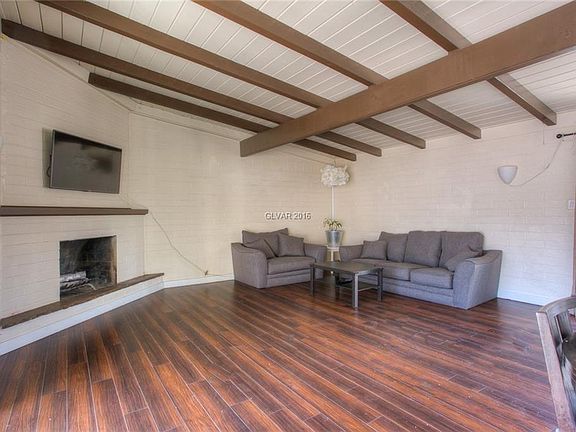 4th image of 2109 W Oakey Blvd