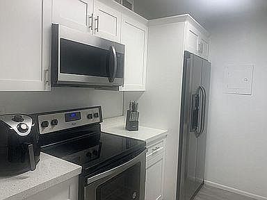 3rd image of 10740 N Kendall Dr APT L10