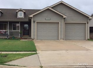 2403 Blakemoore Dr, Salina, KS 67401