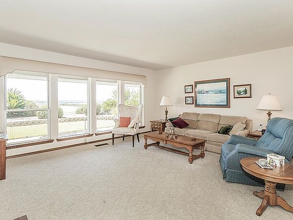 5th image of 14404 Killarney Dr