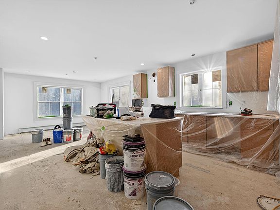 3rd image of 17 Lochwood Drive
