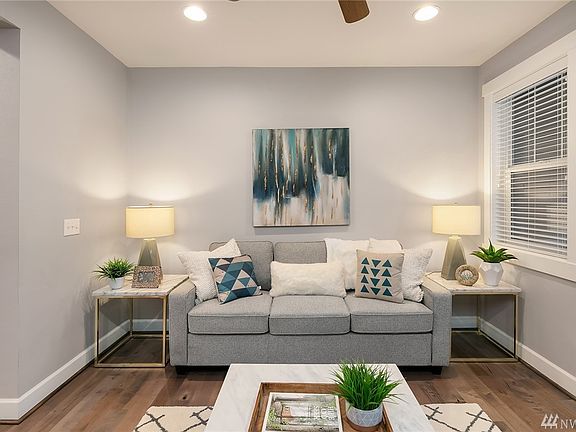 5th image of 1319 Greenwich Walk NE #29.2