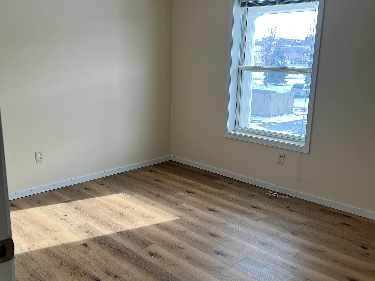 327 W Frontage Rd NW — Photo 4