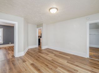 35 W 14th Ave #35A, Oshkosh, WI 54902