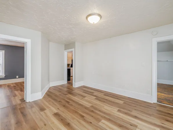 35 W 14th Ave, 35 W 14th Ave #35A, Oshkosh, WI 54902