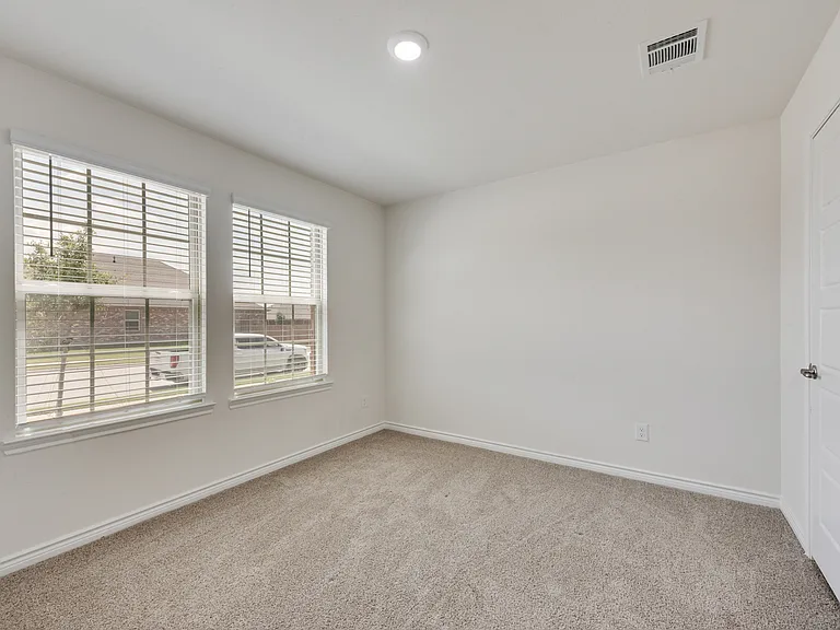 727 Dove Haven Way — Photo 16