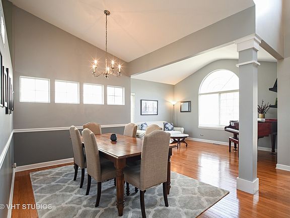 3rd image of 1114 Popes Creek Cir