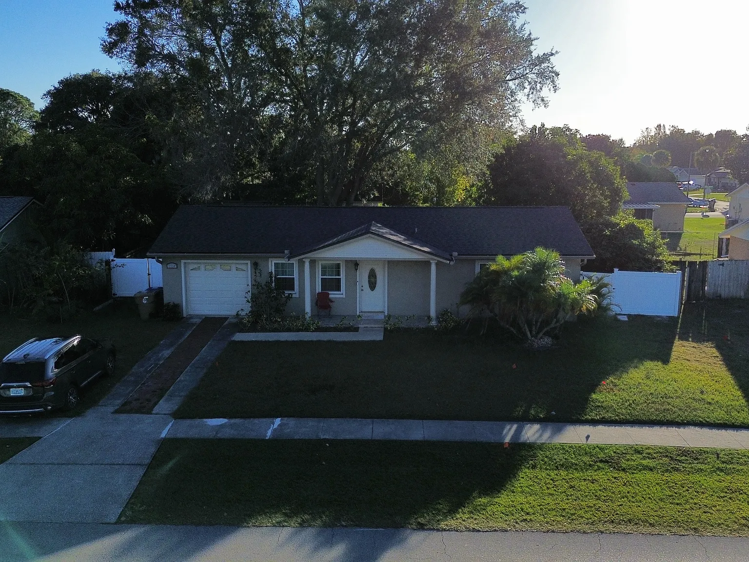 3 bed, 1300 sqft, $1,850 — Photo 4