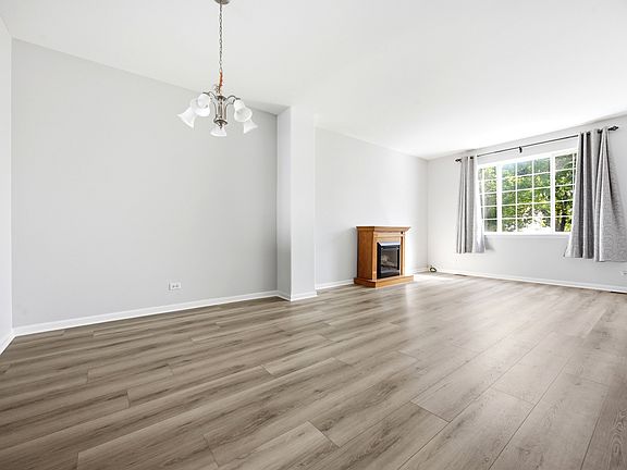 5th image of 2558 Hatfield Ct