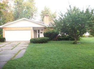 128 Segsbury Rd, Amherst, NY 14221