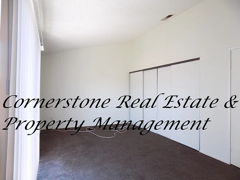 23925 Copper Hill Pl — Photo 11