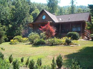 174 Peach Orchard Rd, Franklin, NC 28734