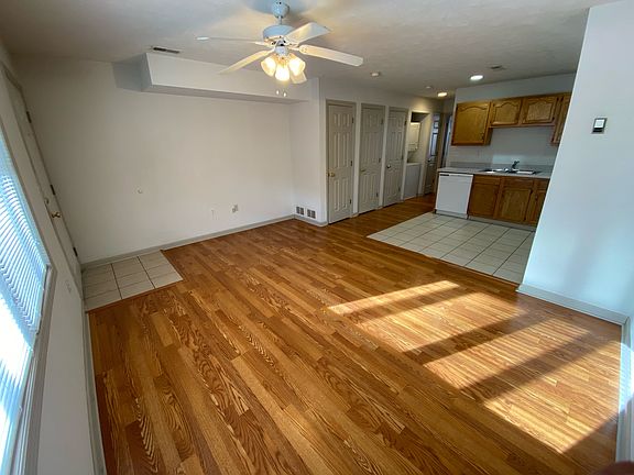 2nd image of 1431 Saratoga Ave #15