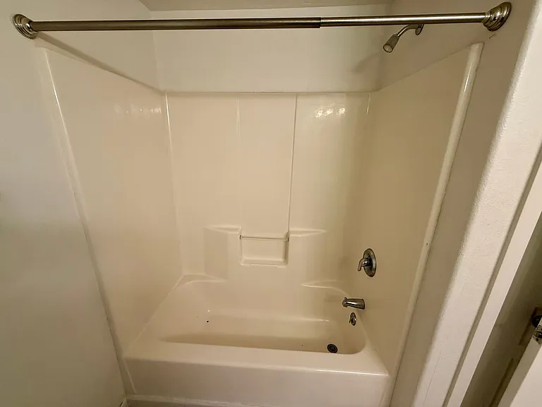 15284 Savik Ln — Photo 23