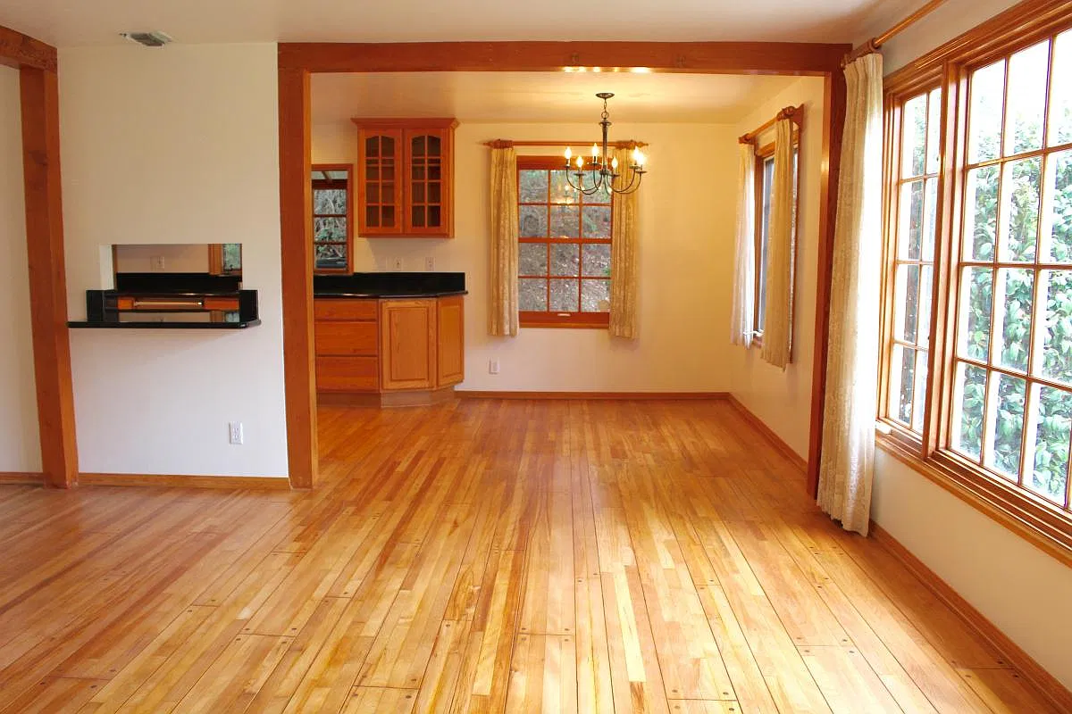 4 bed, 2650 sqft, $9,200 — Photo 4