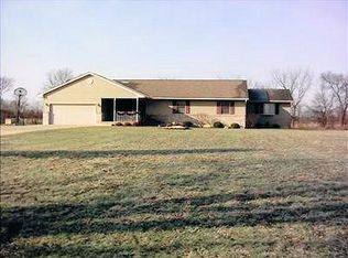 4689 Maple Grove Rd, Eaton, OH 45320
