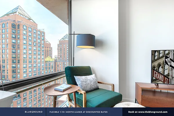 Rented by The Blueground | media 110