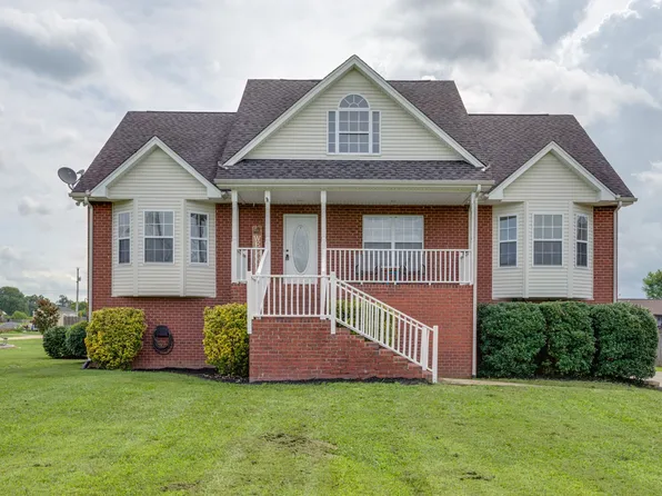 5259 E Robertson Rd, Cross Plains, TN 37049
