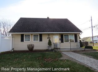 2456 Salisbury Rd, Westbury, NY 11590