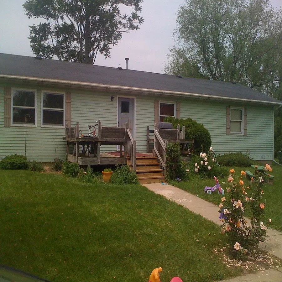 809 Harrison St photo 1