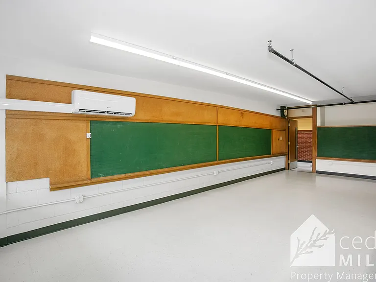 Black Bear Elementary — Photo 7