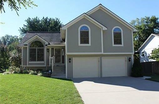 1st image of 4600 NW Pennington Ln