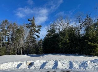 865 Wintree Dr, Indian River, MI 49749