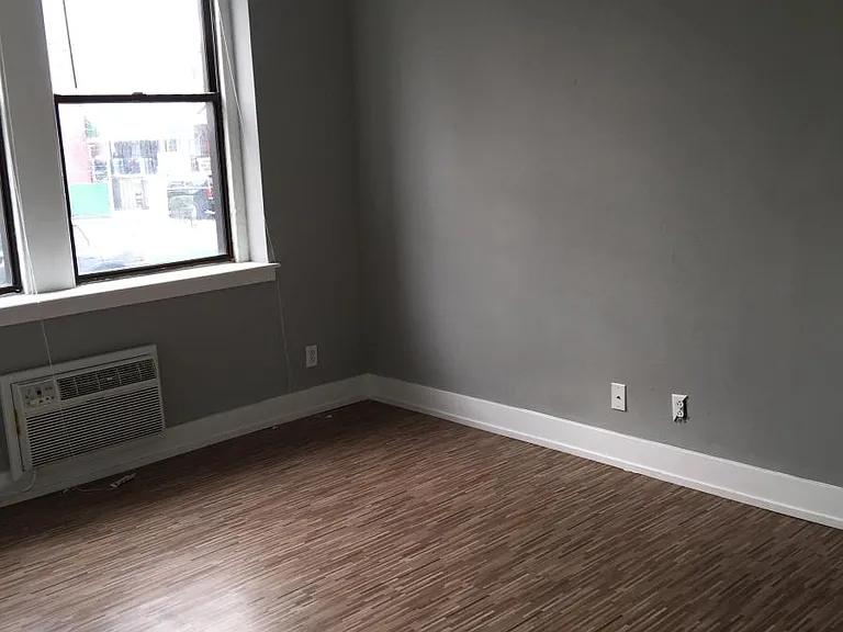 5400 Walnut St #1 — Photo 5