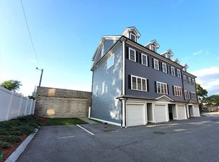 16 Common St #5, Waltham, MA 02451